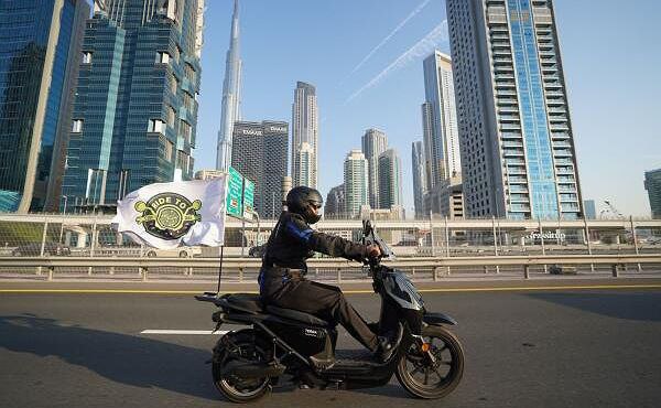 UAE: Expat to break own record of 'greatest distance covered on e-bike' in 24hrs